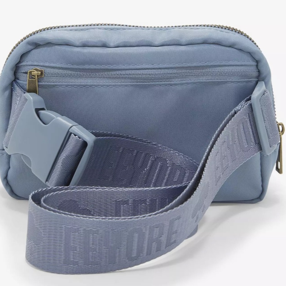 Weekend Sale! Disney Winnie the Pooh Eeyore & Piglet Belt Bag new with tags - Picture 5 of 7